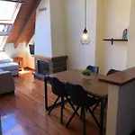 Cal Roger D'esterri Apartman *